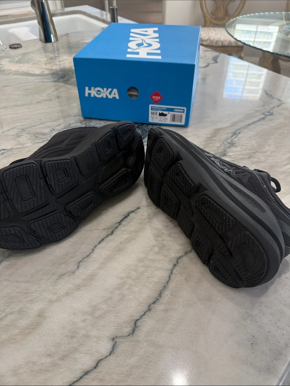 Hoka Bondi 9 Black Performance Running Sneakers Size 8.5 Wide width